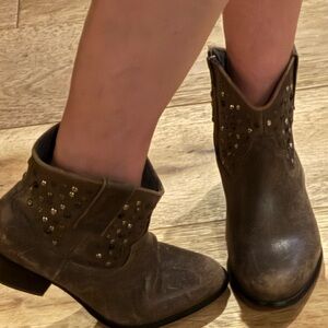 White Mountain Studded Tan Ankle Boots